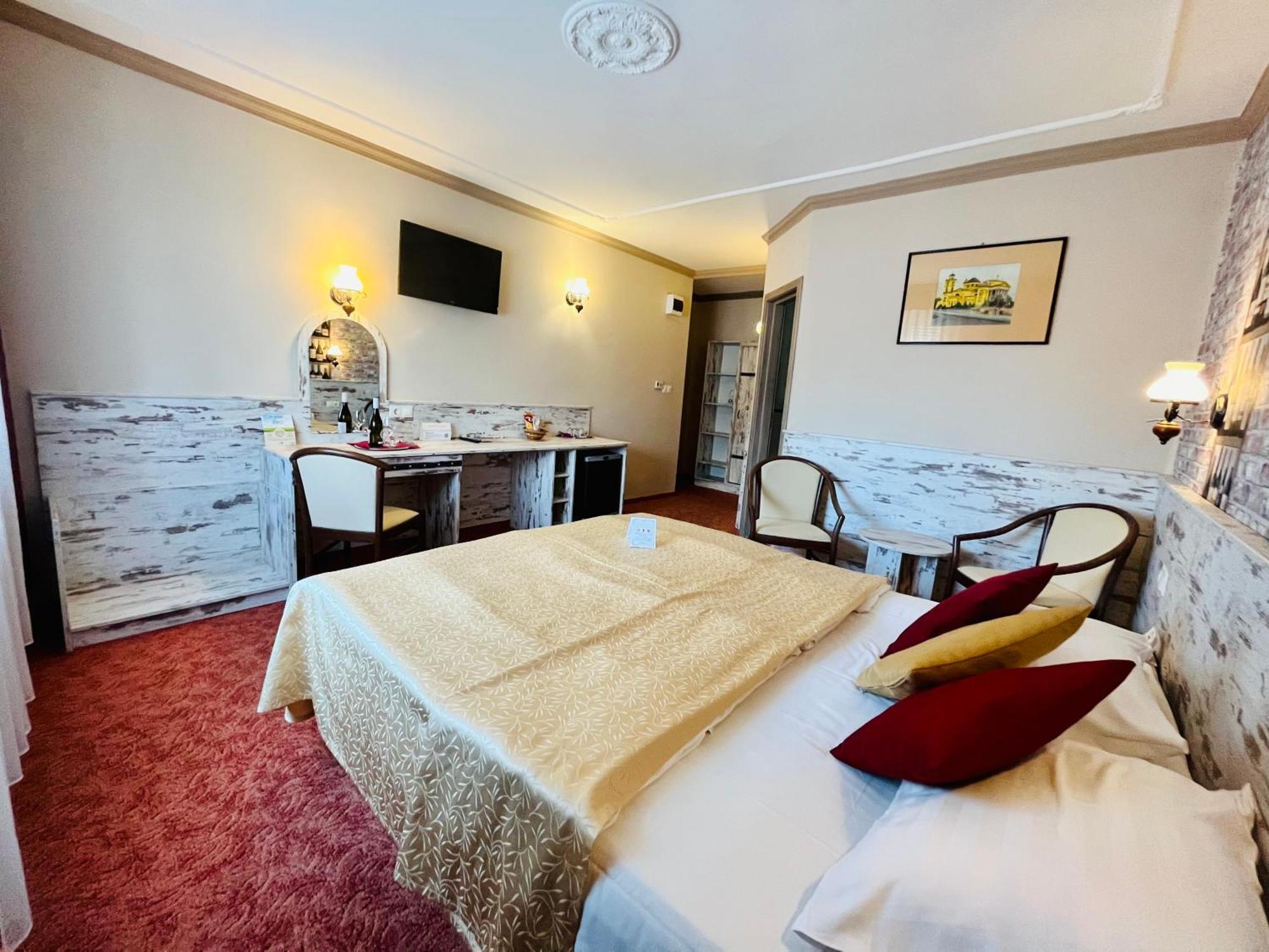 Hotel Korona Wellness, Rendezveny Es Borszalloda Eger Værelse billede
